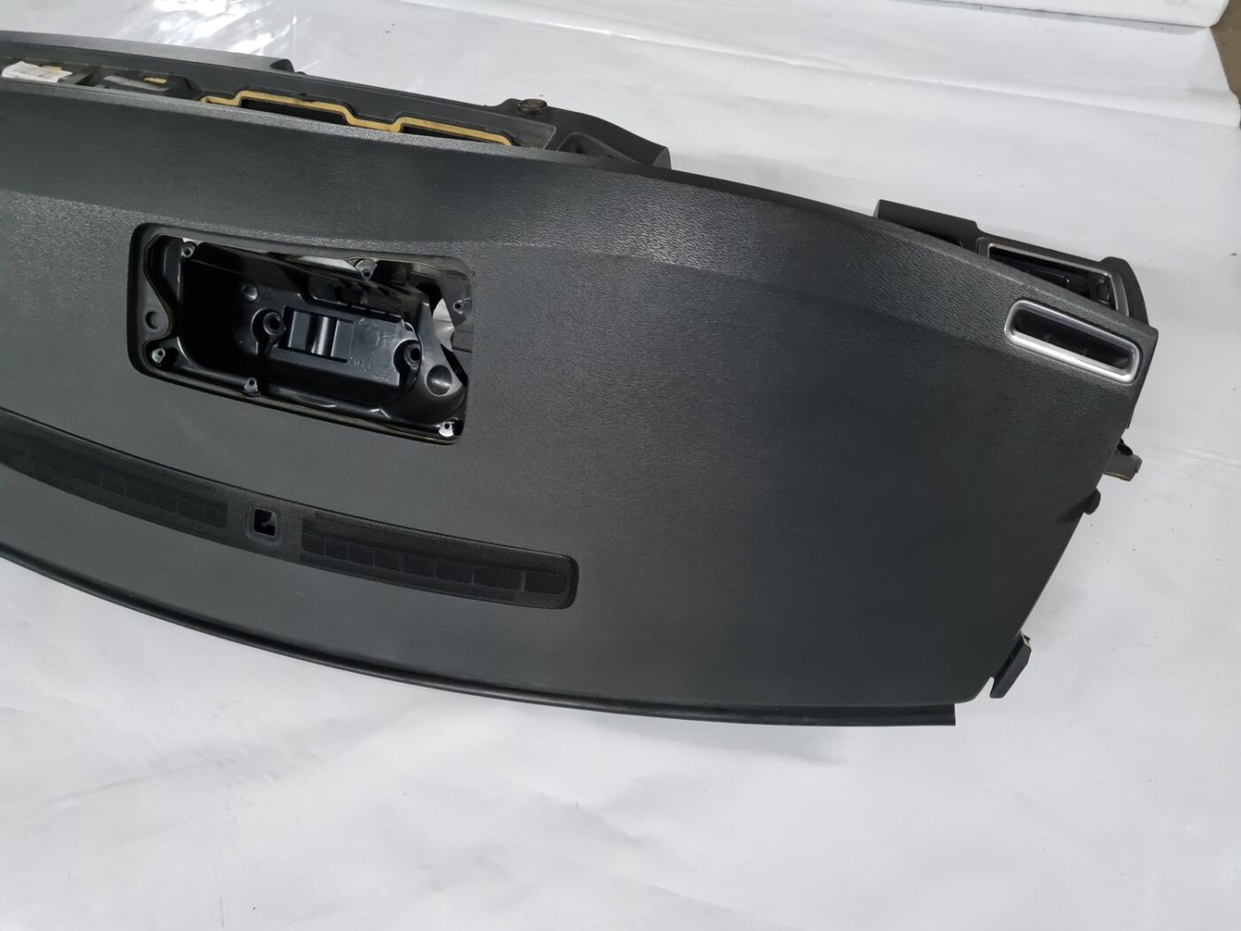 Mērinstrumentu panelis priekš VOLVO S80 2007 Black 4 Mērinstrumentu panelis priekš VOLVO S80 2007 Black