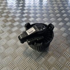 Salona ventilators priekš TOYOTA AVENSIS 2010