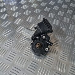 Elektrisko stiklu motors priekš TOYOTA AVENSIS 2010