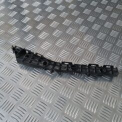 Aizmugurēja bufera kronšteins priekš TOYOTA AVENSIS 2010