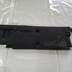 Virsbūves apakšējais aizsargs priekš TOYOTA AVENSIS 2010