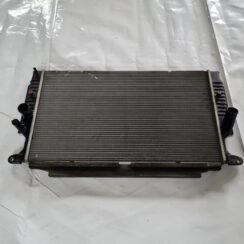 Dzesēšanas radiators priekš TOYOTA AVENSIS 2010