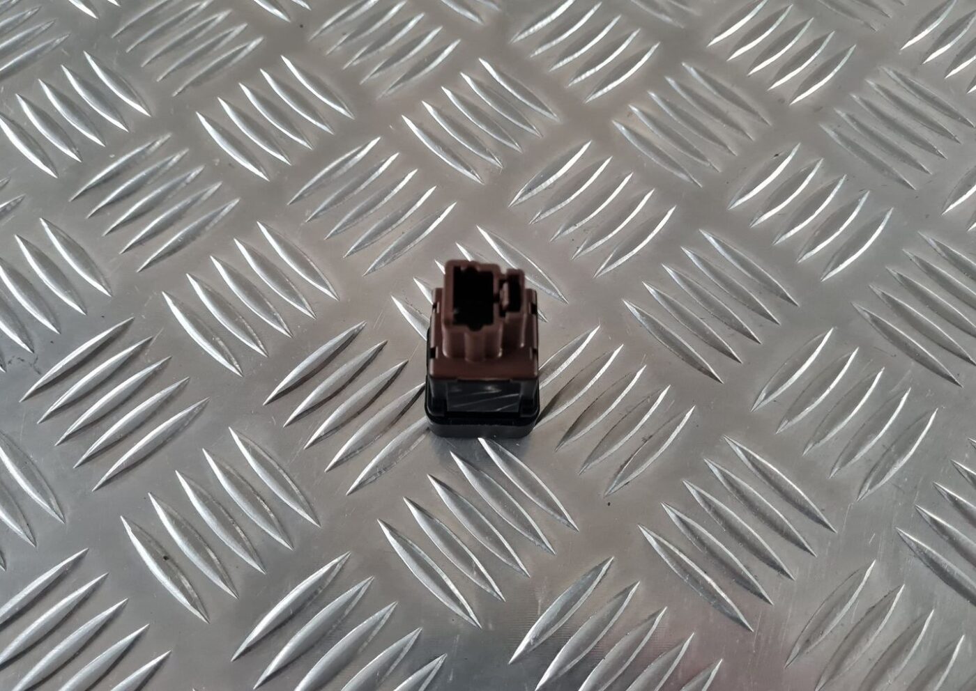 Drošības spilvena izslēgšanas slēdzis priekš CITROEN C8 2005 2 Drošības spilvena izslēgšanas slēdzis priekš CITROEN C8 2005