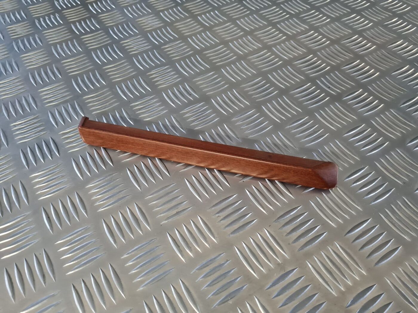 Mērinstrumentu paneļa dekoratīvā uzlika priekš CITROEN C8 2005 1 Mērinstrumentu paneļa dekoratīvā uzlika priekš CITROEN C8 2005