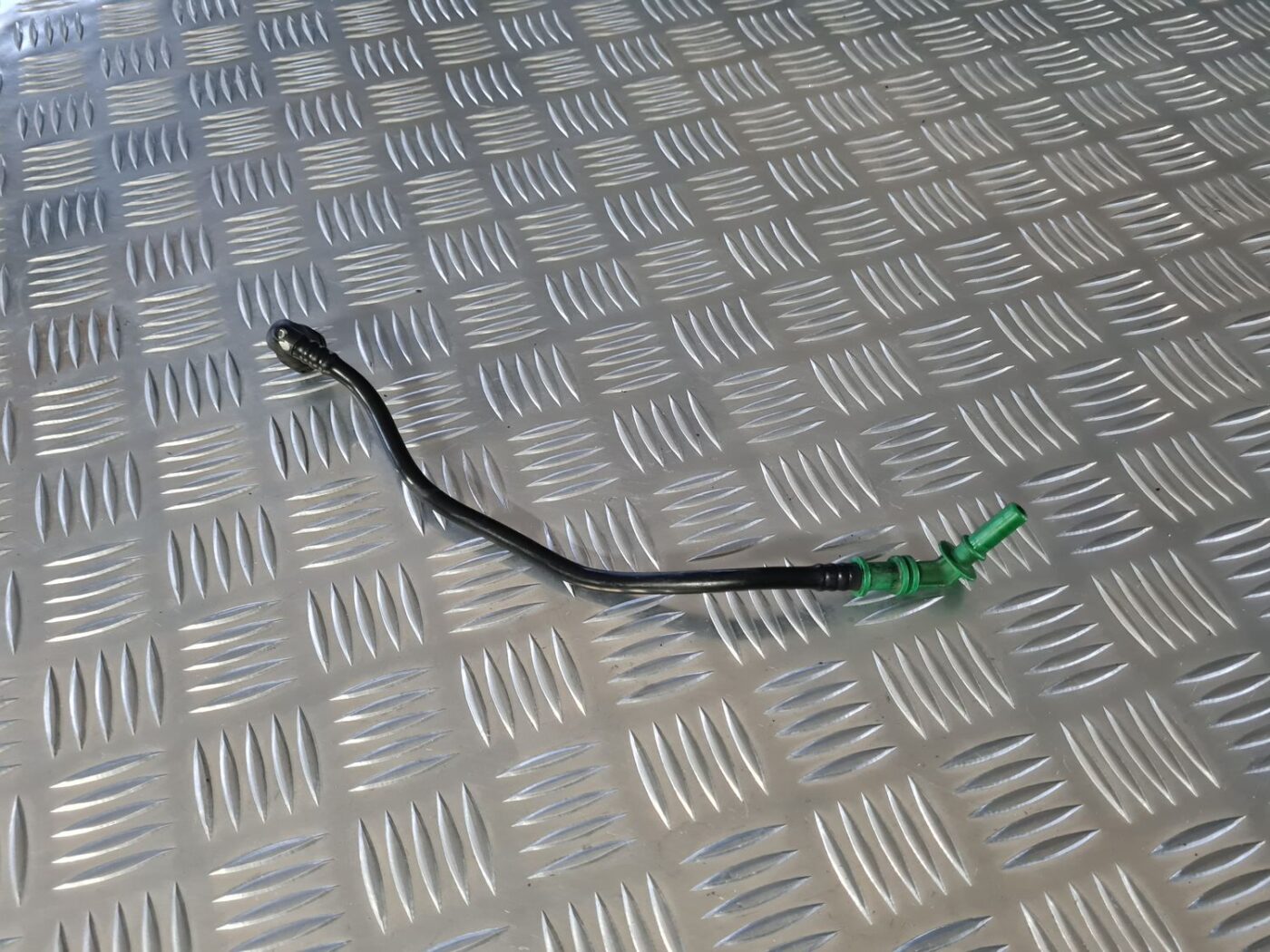 Degvielas caurule priekš CITROEN C8 2005 1 Degvielas caurule priekš CITROEN C8 2005