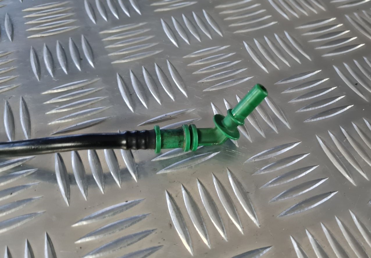 Degvielas caurule priekš CITROEN C8 2005 2 Degvielas caurule priekš CITROEN C8 2005