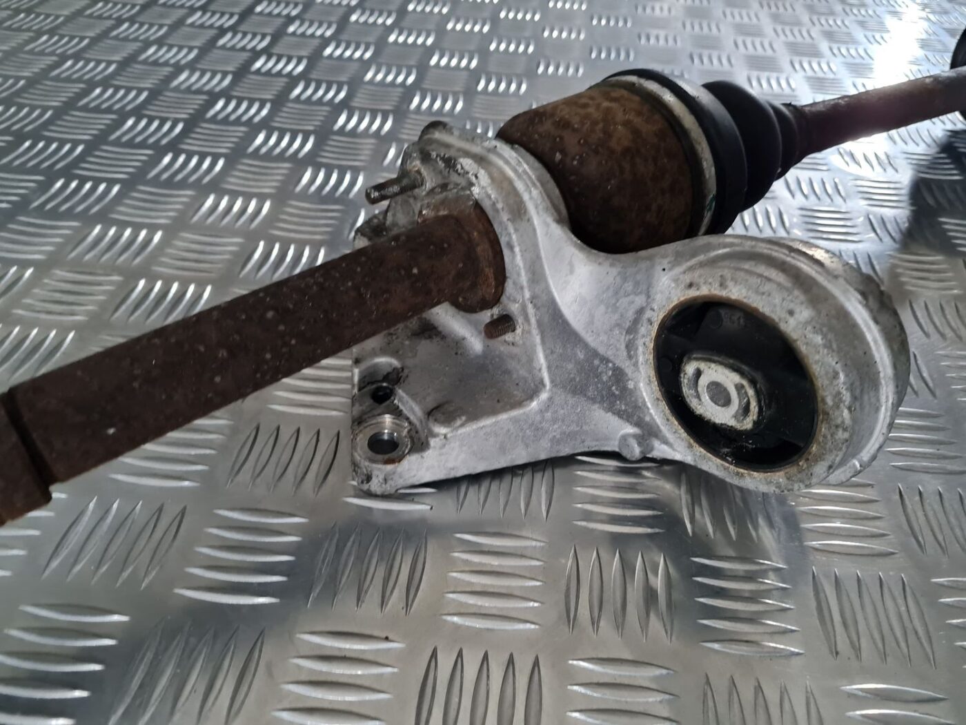 Pusass priekšēja labā priekš CITROEN C8 2005 5 Pusass priekšēja labā priekš CITROEN C8 2005