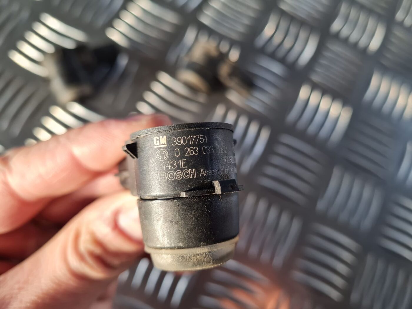 Parkošanās devējs priekš OPEL INSIGNIA 2016 2 Parkošanās devējs priekš OPEL INSIGNIA 2016