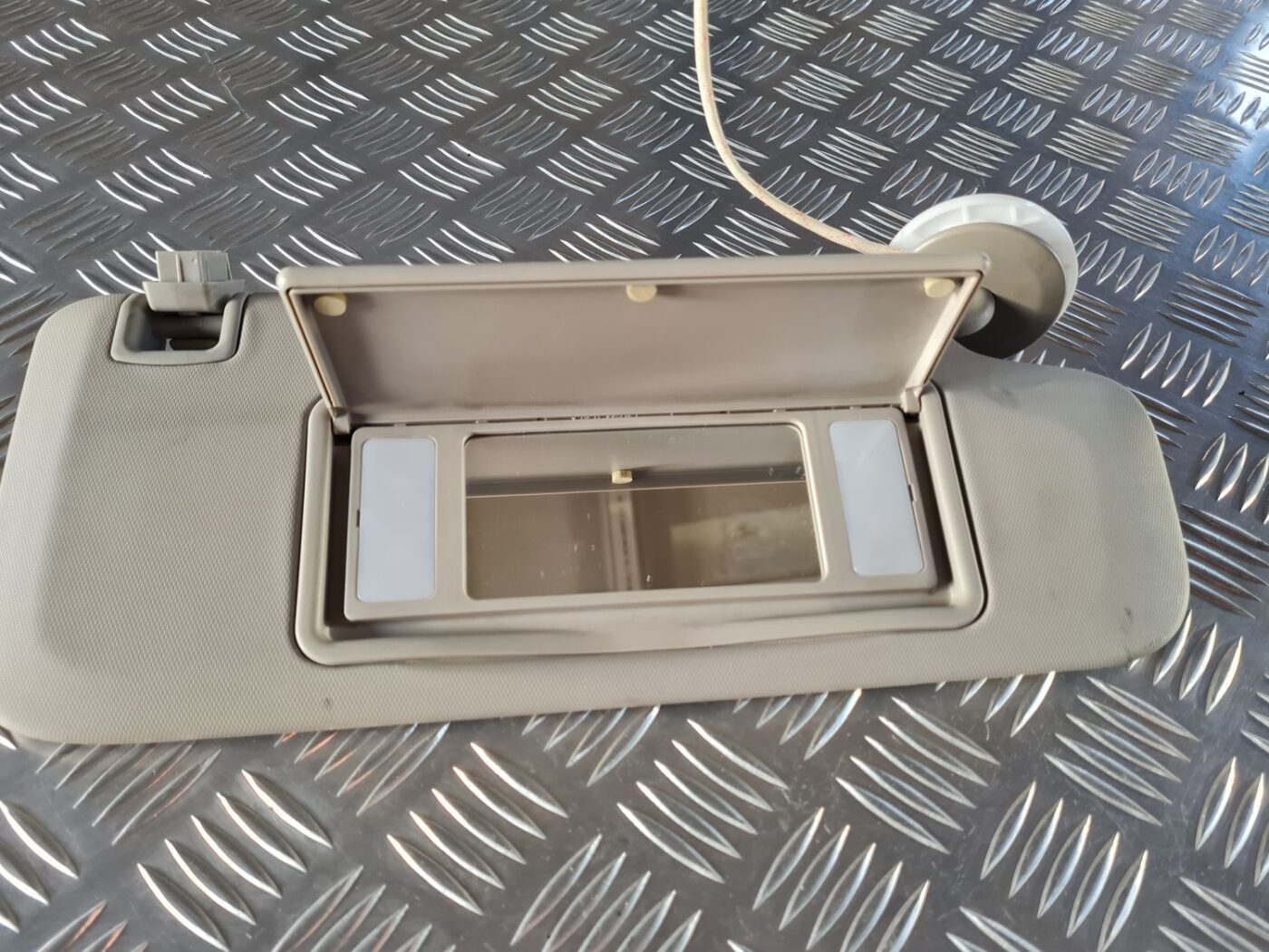 Saules aizsargs priekš OPEL INSIGNIA 2016 2 Saules aizsargs priekš OPEL INSIGNIA 2016