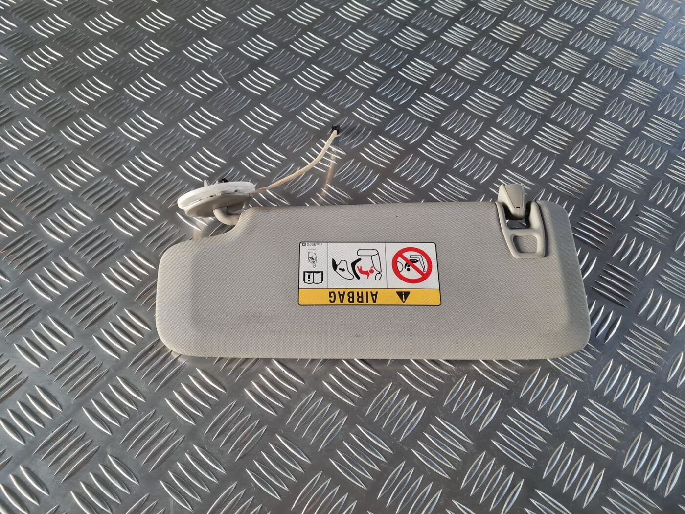 Saules aizsargs priekš OPEL INSIGNIA 2016 3 Saules aizsargs priekš OPEL INSIGNIA 2016