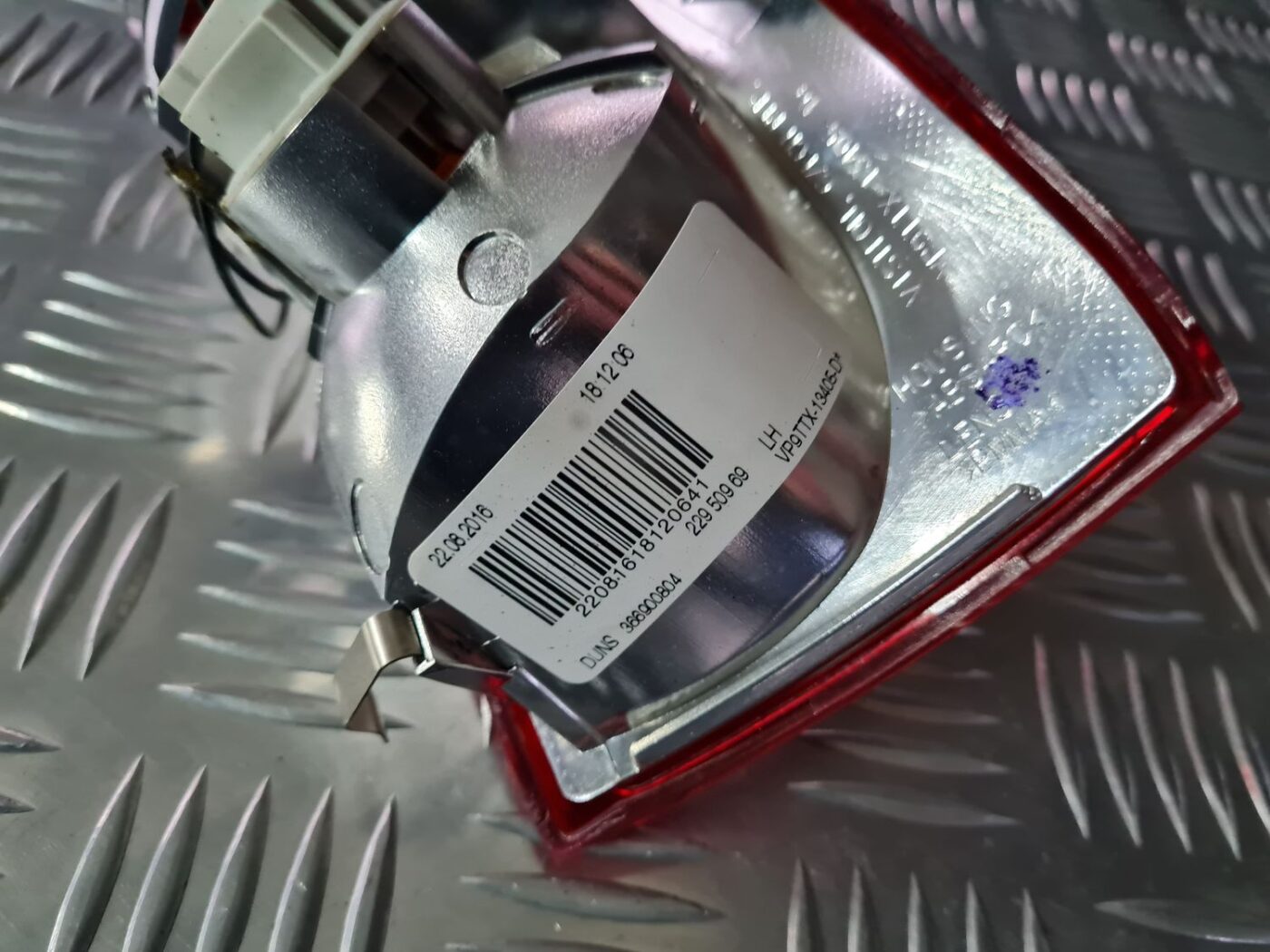 Aizmugurējais kreisais lukturis priekš OPEL INSIGNIA 2016 3 Aizmugurējais kreisais lukturis priekš OPEL INSIGNIA 2016