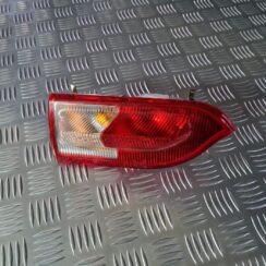 Aizmugurējais labais lukturis priekš OPEL INSIGNIA 2016
