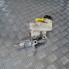 Bremžu pastiprinātāja galvenais cilindrs priekš OPEL INSIGNIA 2016