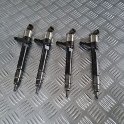 Degvielas smidzinātājs priekš OPEL INSIGNIA 2016