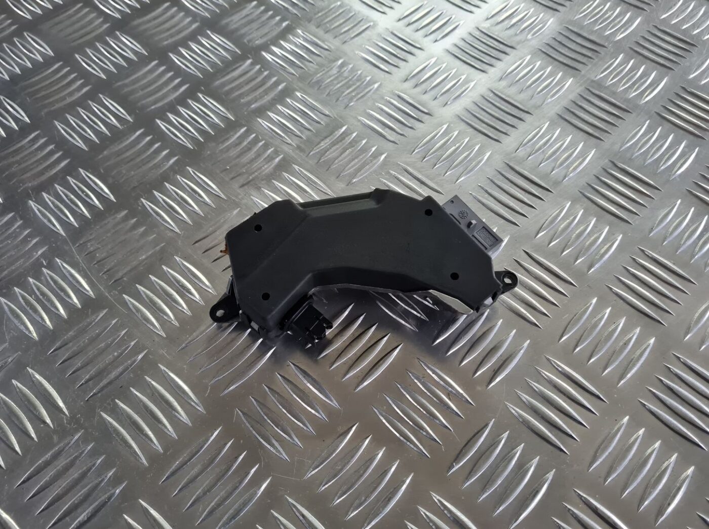 Salona ventilatora rezistors priekš OPEL VECTRA C 2008