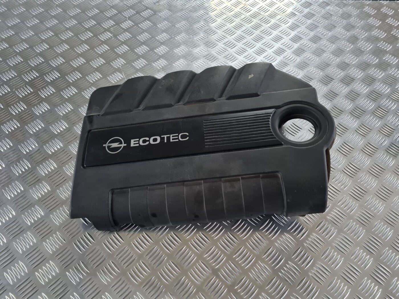 Dzinēja dekoratīvais vāks priekš OPEL VECTRA C 2008 1 Dzinēja dekoratīvais vāks priekš OPEL VECTRA C 2008