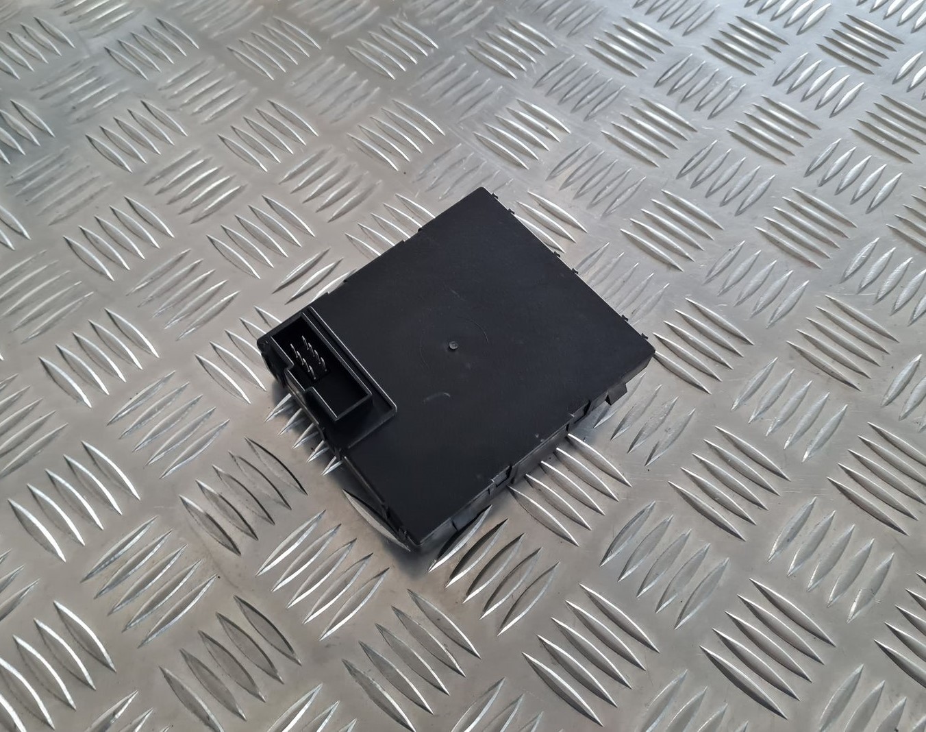 Komforta vadības bloks priekš OPEL VECTRA C 2002 3 Komforta vadības bloks priekš OPEL VECTRA C 2002