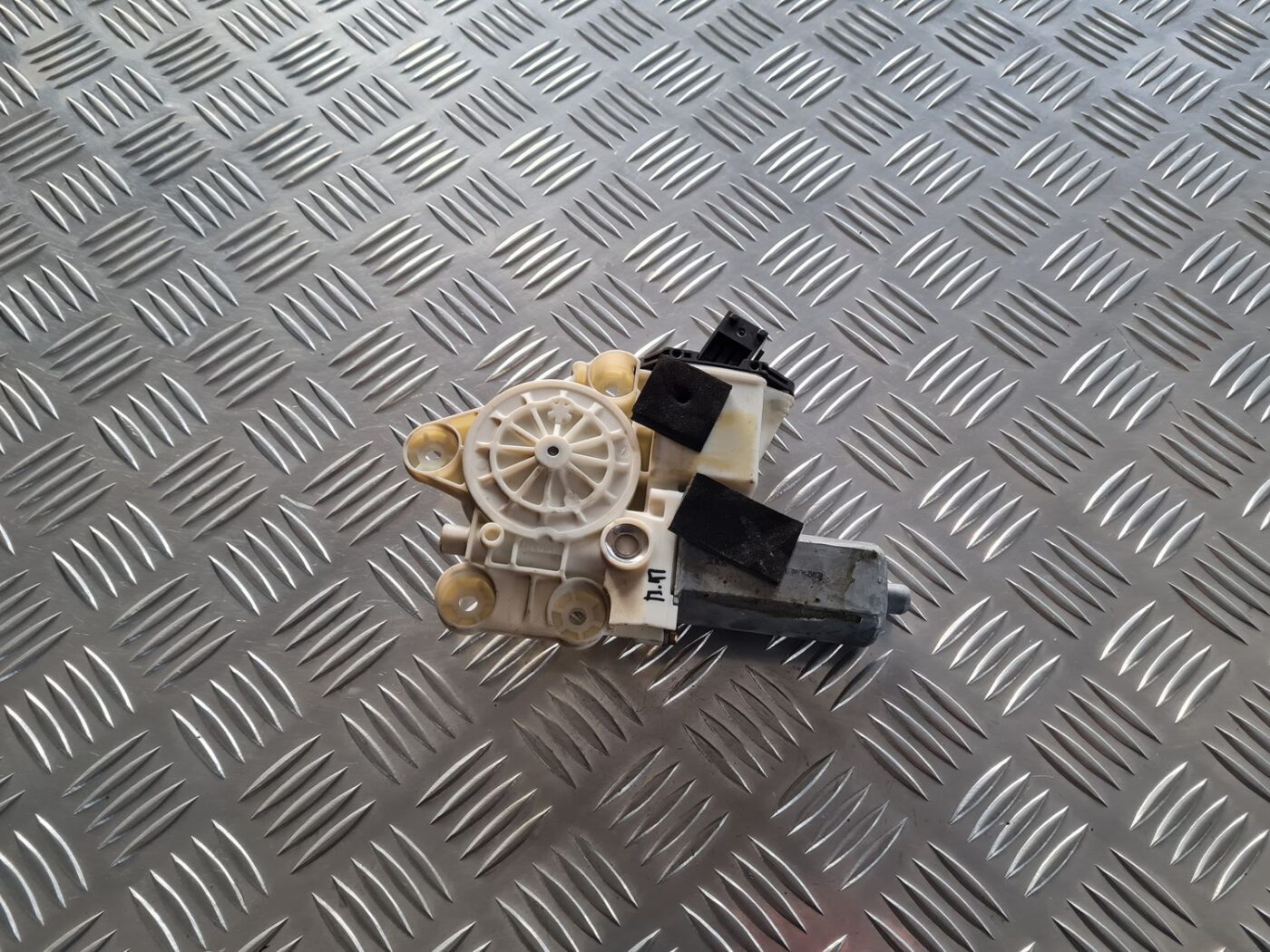 Elektrisko stiklu motors priekš OPEL VECTRA C 2002