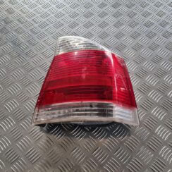 Aizmugurējais labais lukturis priekš OPEL VECTRA C 2002