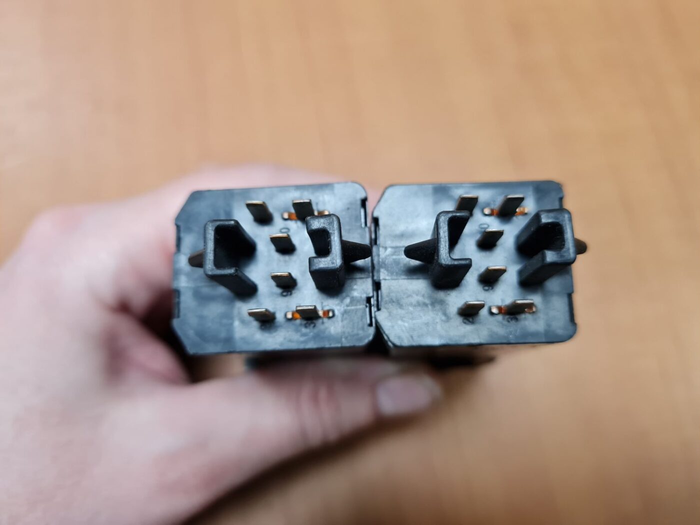 Sēdekļa ventilācijas poga priekš SAAB 9-5 1999 6 Sēdekļa ventilācijas poga priekš SAAB 9-5 1999