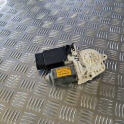 Elektrisko stiklu motors priekš VW GOLF IV 1999