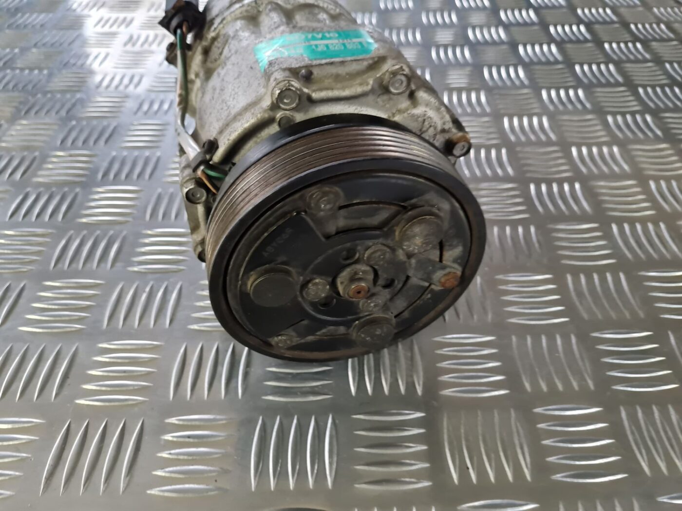 Gaisa kondicioniera kompresors priekš VW GOLF IV 1999 2 Gaisa kondicioniera kompresors priekš VW GOLF IV 1999