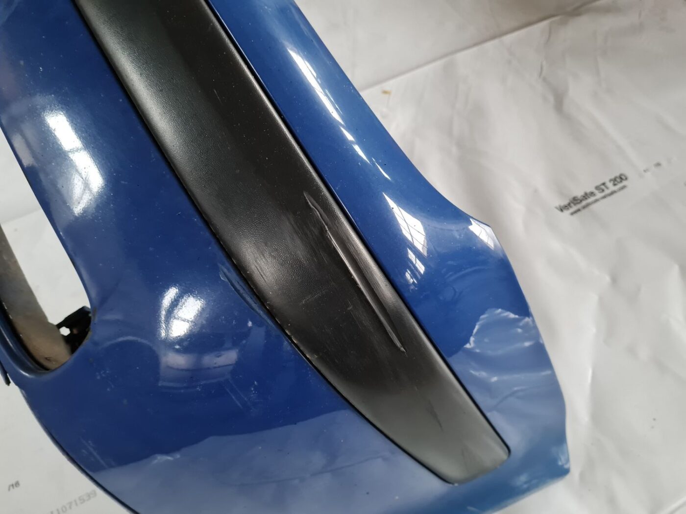 Priekšējais buferis priekš VW GOLF IV 1999 7 Priekšējais buferis priekš VW GOLF IV 1999