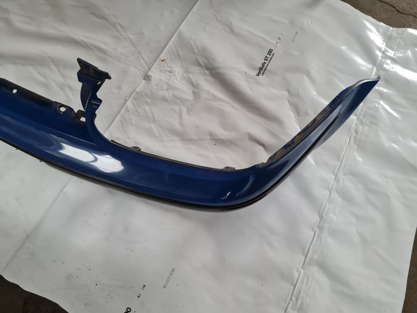 Priekšējais buferis priekš VW GOLF IV 1999 6 Priekšējais buferis priekš VW GOLF IV 1999