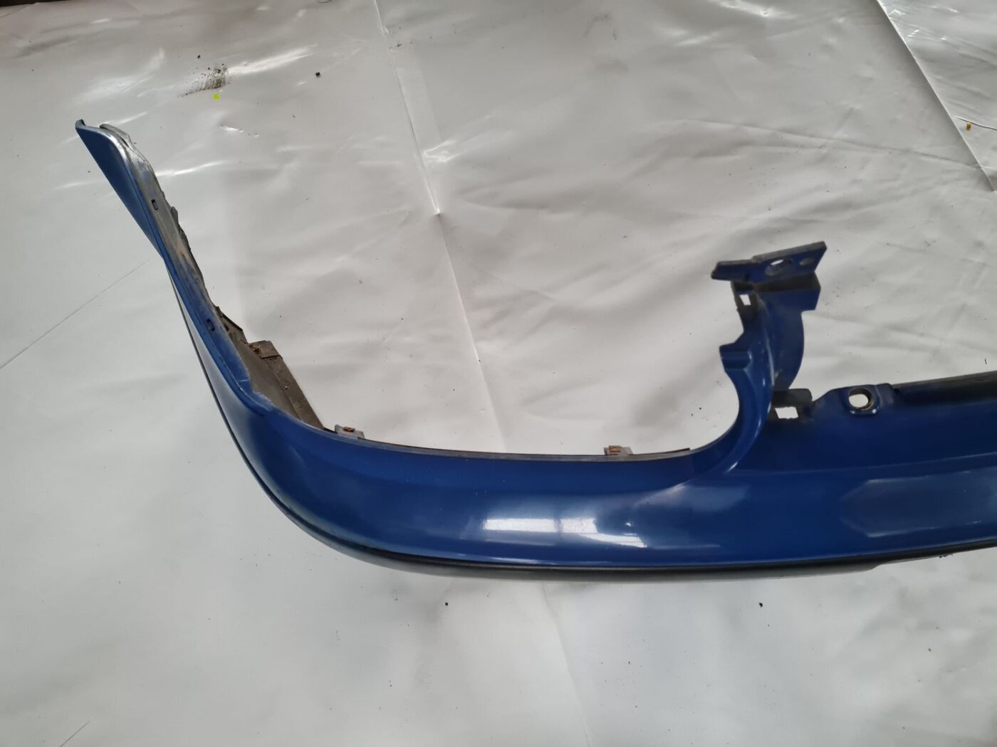 Priekšējais buferis priekš VW GOLF IV 1999 3 Priekšējais buferis priekš VW GOLF IV 1999