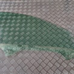 Priekšējo labo durvju stikls priekš RENAULT LAGUNA 2008