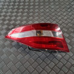 Aizmugurējais kreisais lukturis priekš RENAULT LAGUNA 2008