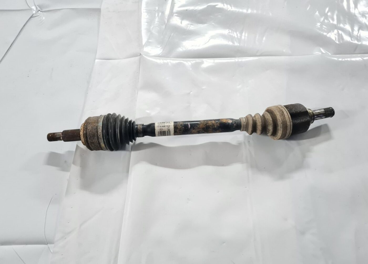 Pusass priekšējā kreisā priekš RENAULT LAGUNA 2008