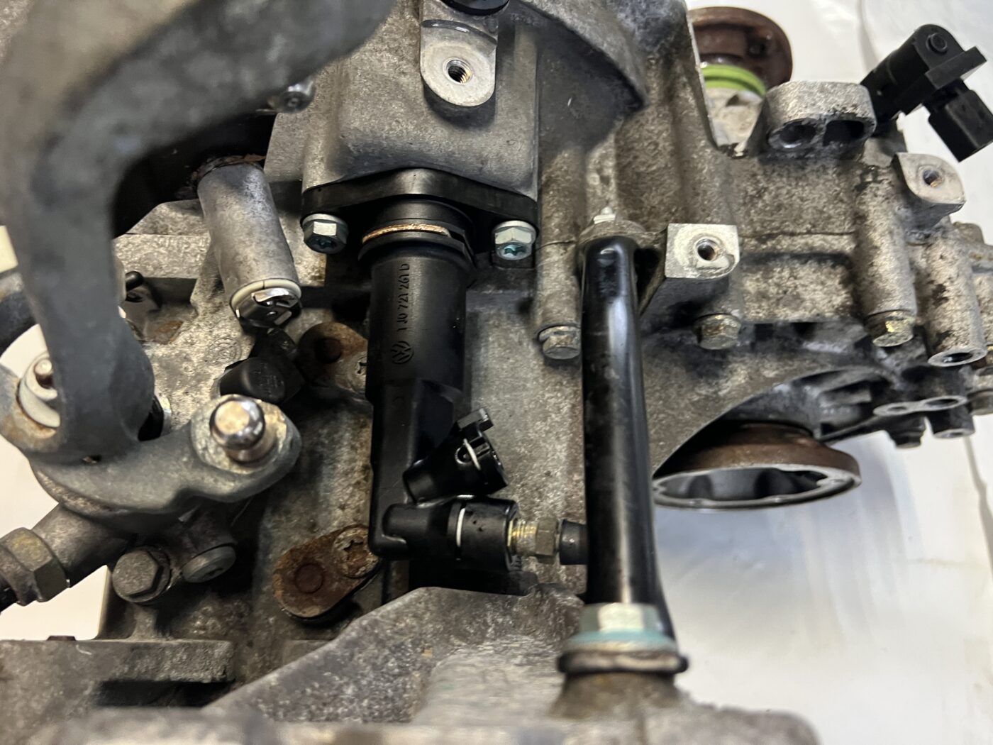 Mehāniska pārnesumkārba priekš VW GOLF IV 1999