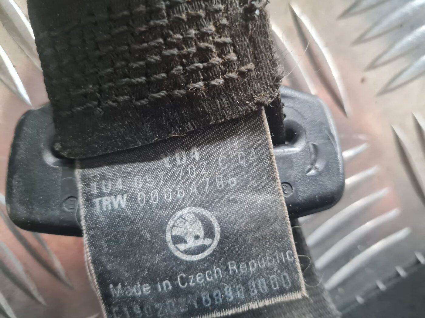 Priekšējā labā drošības josta priekš SKODA OCTAVIA 2002 4 Priekšējā labā drošības josta priekš SKODA OCTAVIA 2002