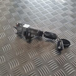 Aizdedzes slēdzene priekš SKODA OCTAVIA 2002