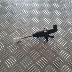 Sajūga galvenais cilindrs priekš SKODA OCTAVIA 2002