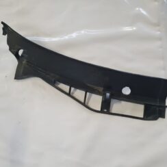 Vējstikla uzlikas (deflektora) režģis priekš SKODA OCTAVIA 2002