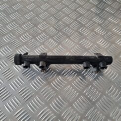 Degvielas sadales caurule priekš ŠKODA FABIA 2003