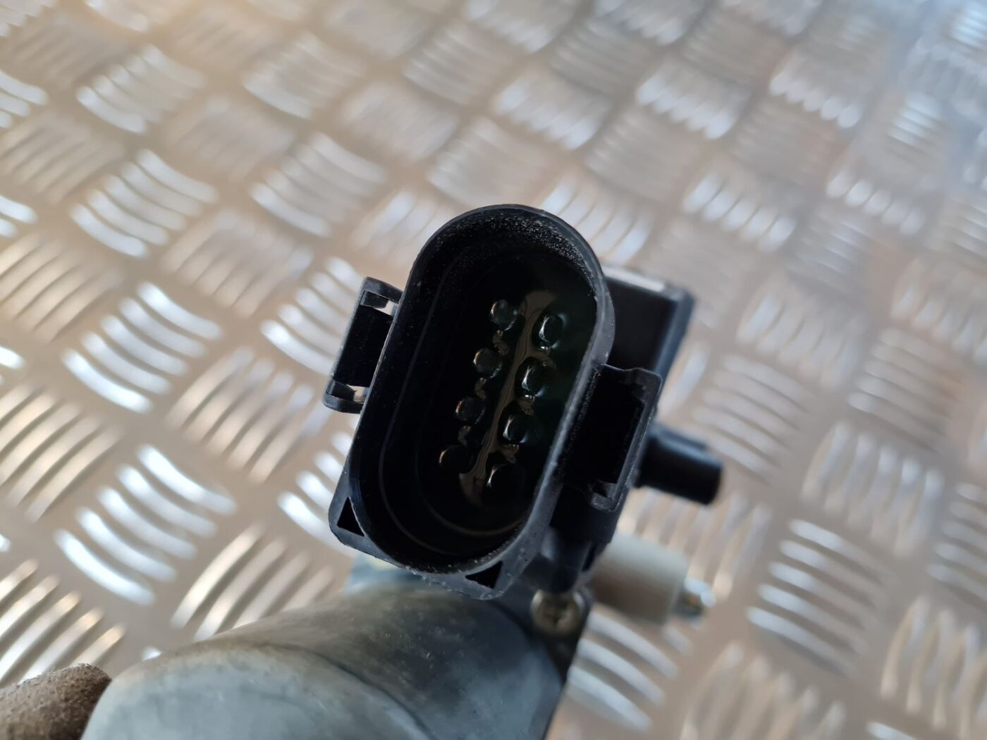 Elektrisko stiklu motors priekš AUDI A6 1998