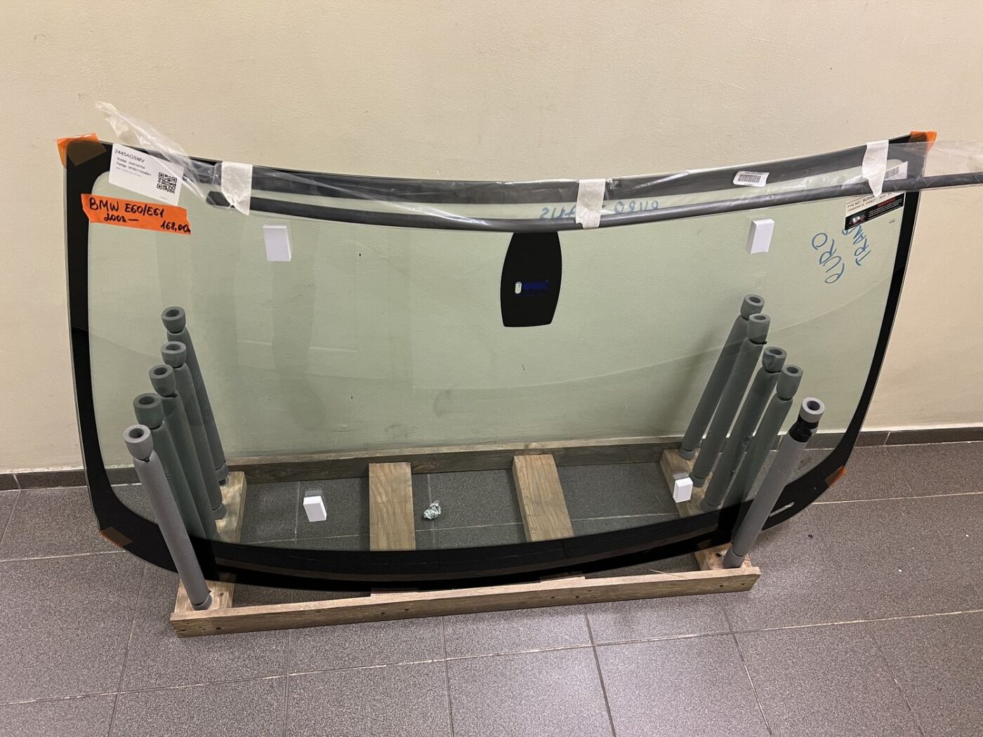 Vējstikls priekš BMW 525 E60 2004 BLACK