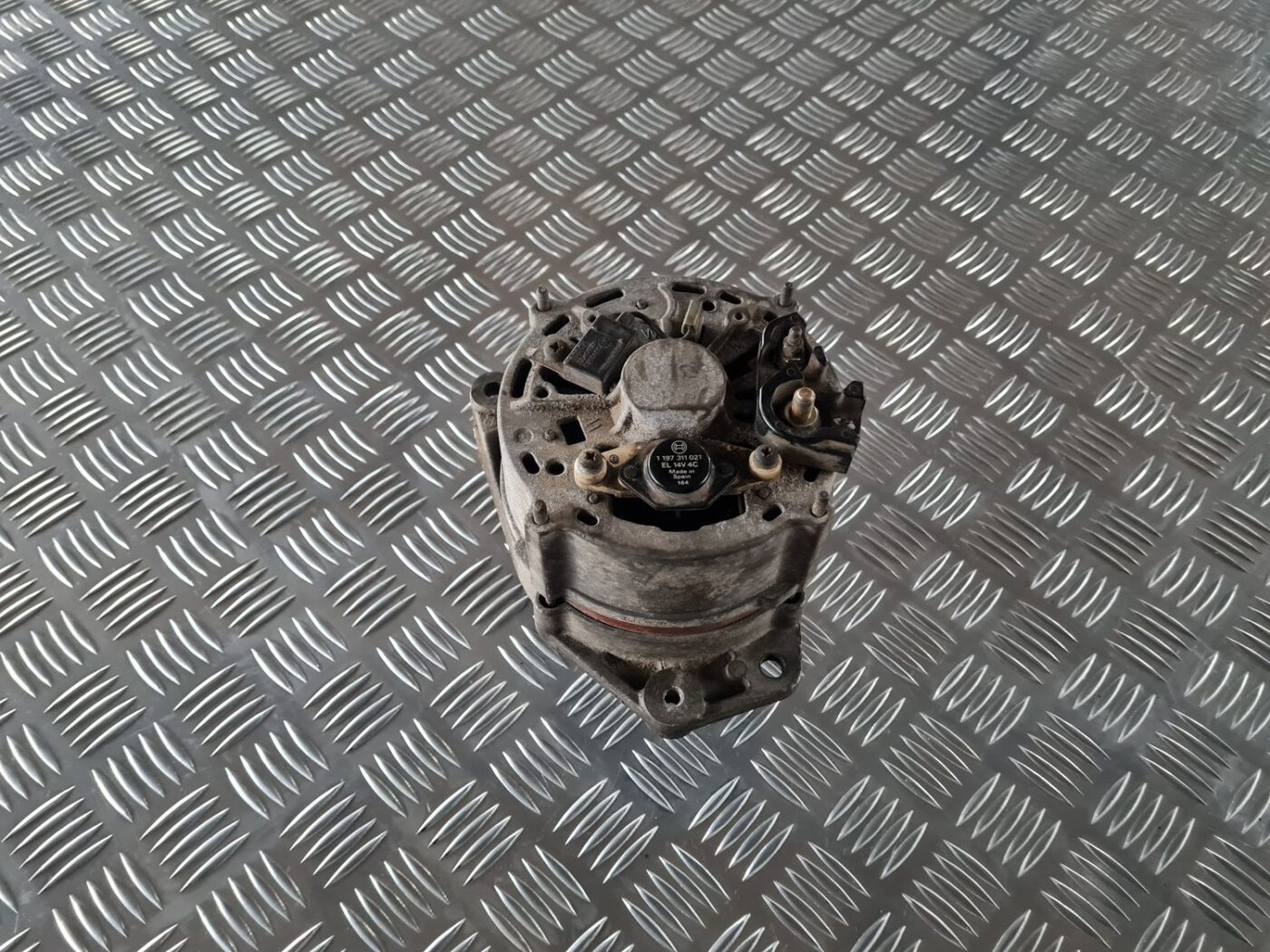 Ģenerators priekš AUDI 80 1991