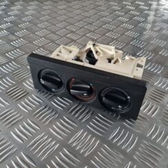 Klimata kontroles bloks priekš AUDI 80 1991