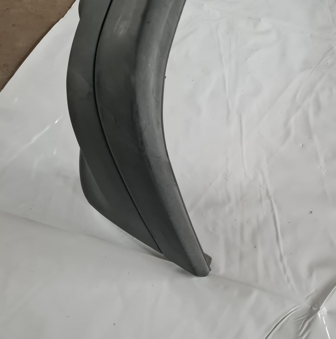 Priekšējais buferis priekš AUDI 80 1991 8 Priekšējais buferis priekš AUDI 80 1991