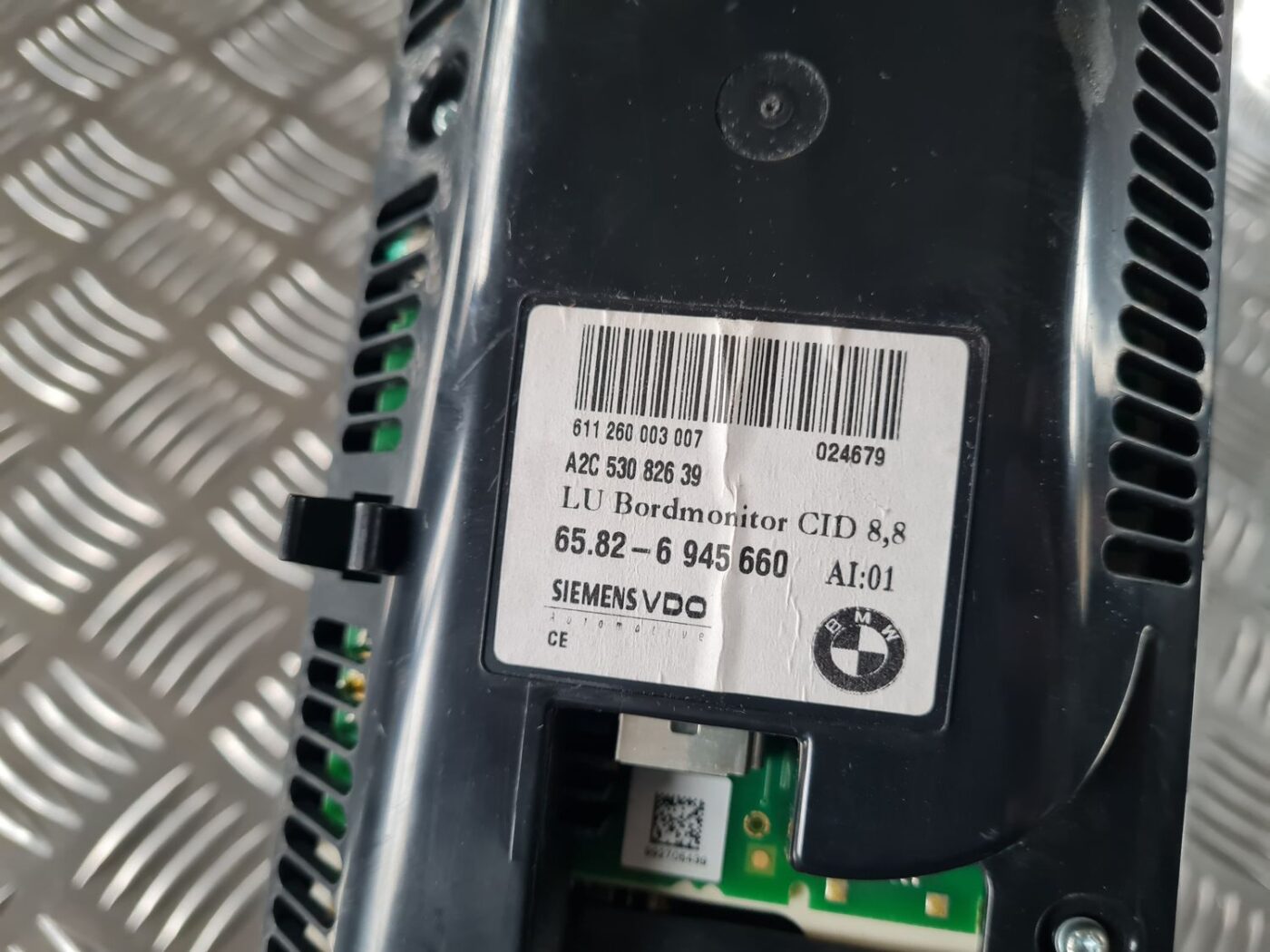 Displejs priekš BMW 6 E63 645 2004 3 Displejs priekš BMW 6 E63 645 2004