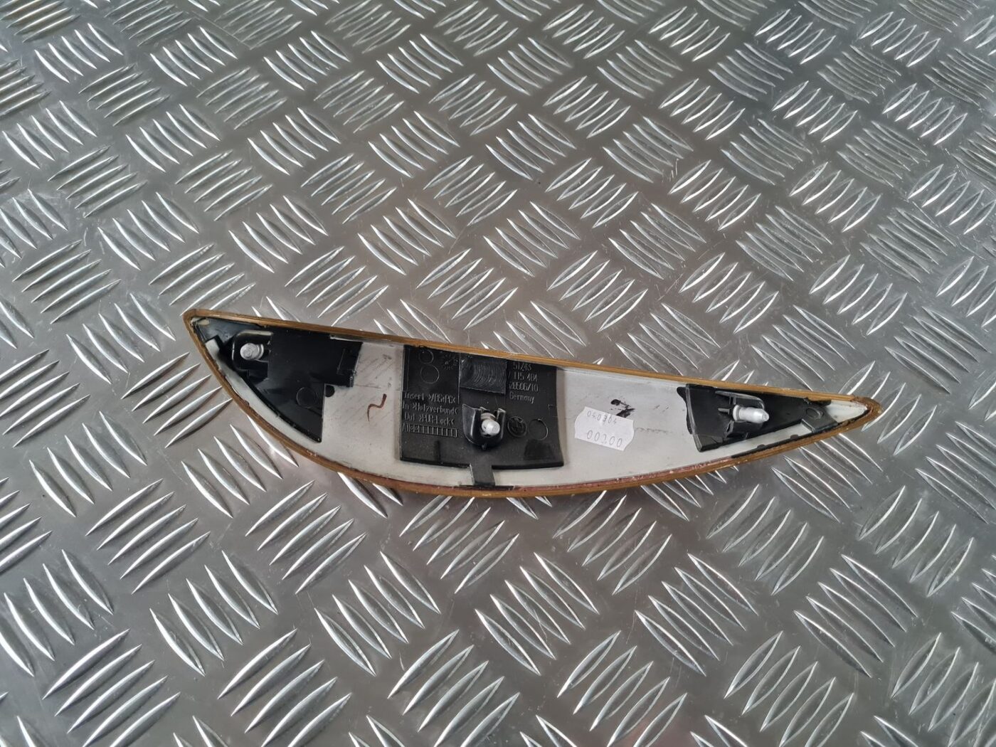 Durvju apdares uzlika priekš BMW 6 E63 645 2004