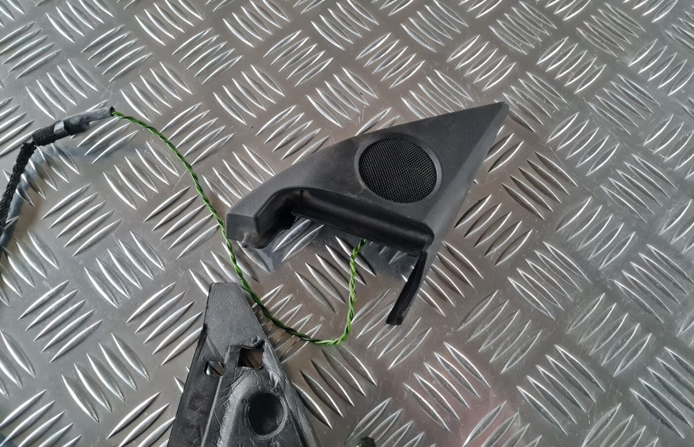 Durvju spoguļa apdares uzlika salonā (ar skaļruni) priekš BMW 6 E63 645 2004