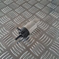 Mazgātāja šķidruma sūknis priekš BMW 6 E63 645 2004