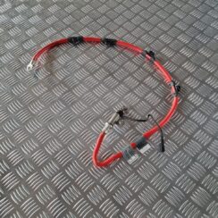 Pozitīvais elektrovads priekš BMW 6 E63 645 2004