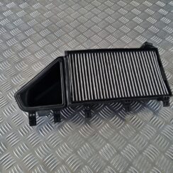 Salona gaisa filtra korpusa vāks priekš BMW 6 E63 645 2004