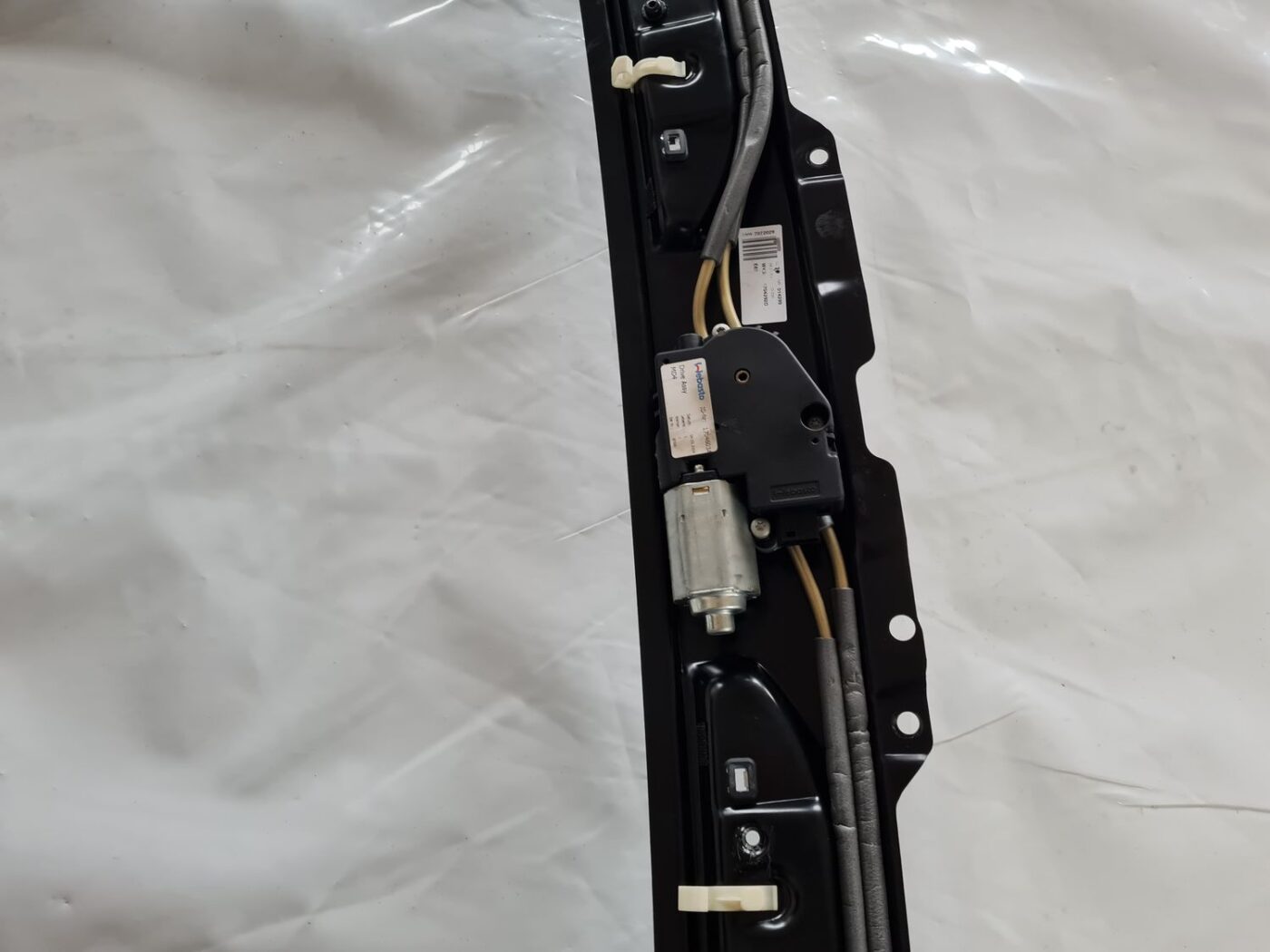 Lūka priekš BMW 6 E63 645 2004 6 Lūka priekš BMW 6 E63 645 2004